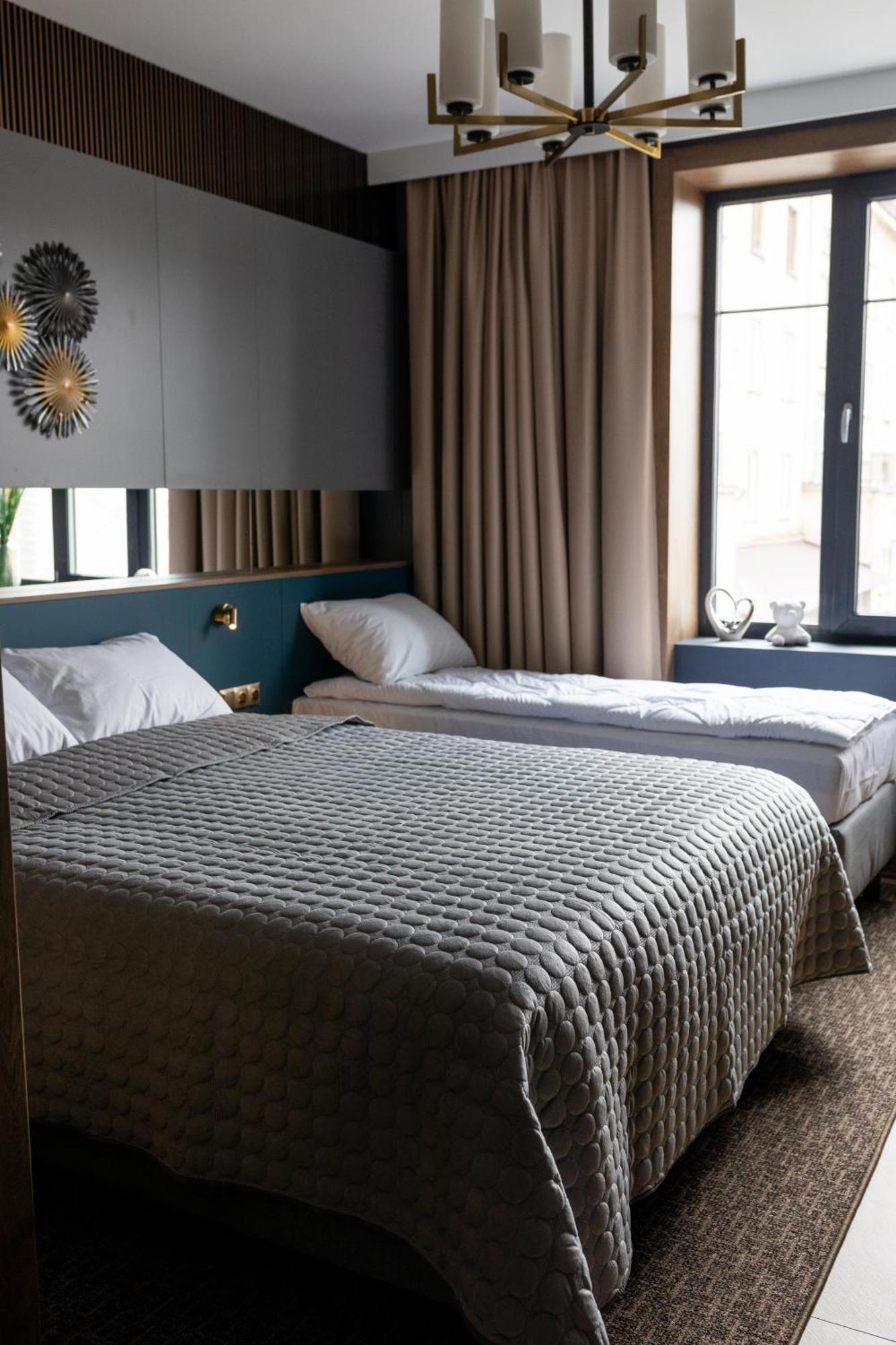 Four Sisters Luxury Rooms In Siauliai Εξωτερικό φωτογραφία