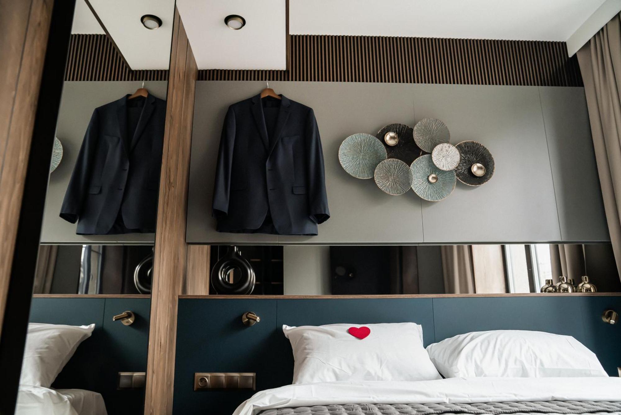 Four Sisters Luxury Rooms In Siauliai Εξωτερικό φωτογραφία