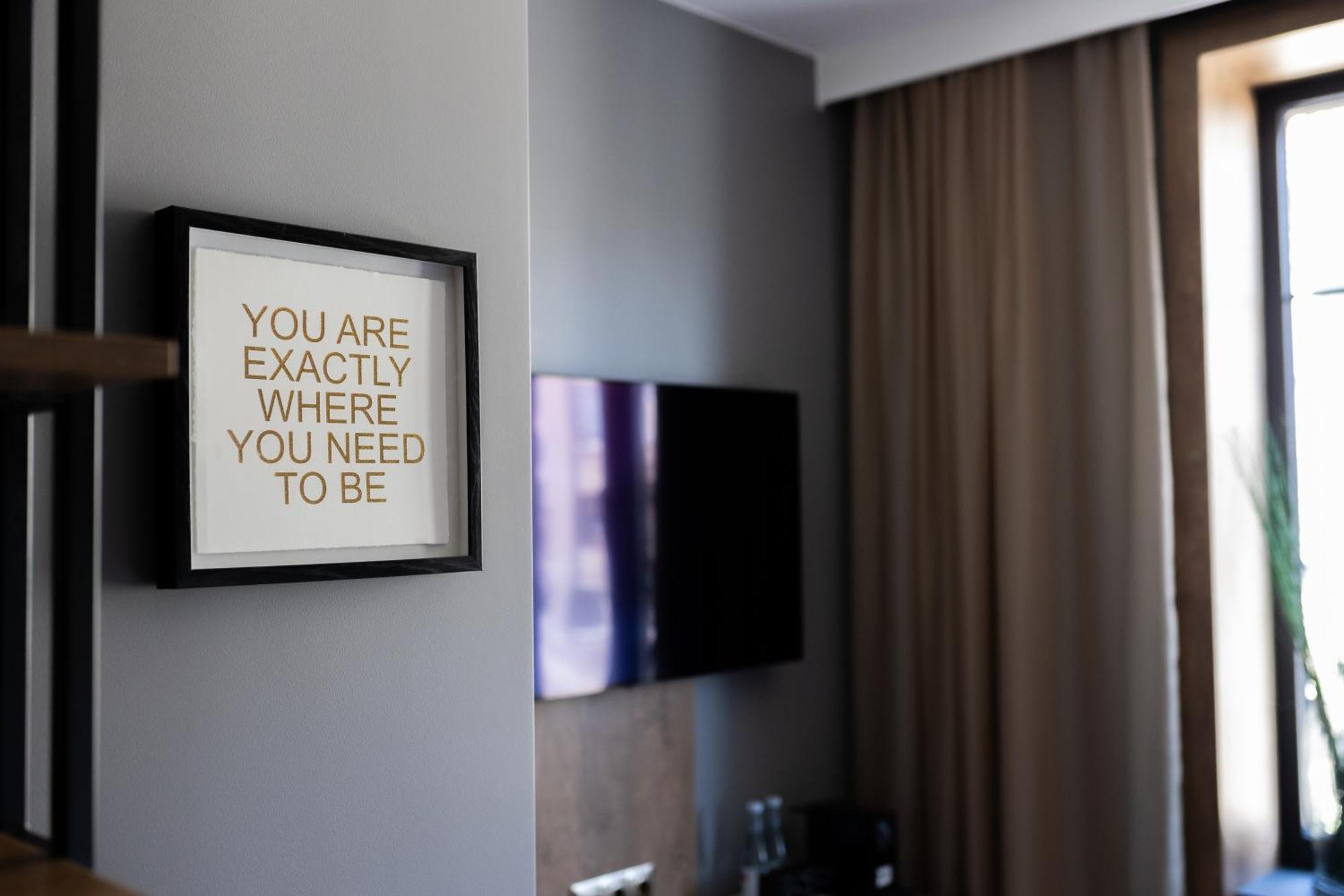 Four Sisters Luxury Rooms In Siauliai Εξωτερικό φωτογραφία