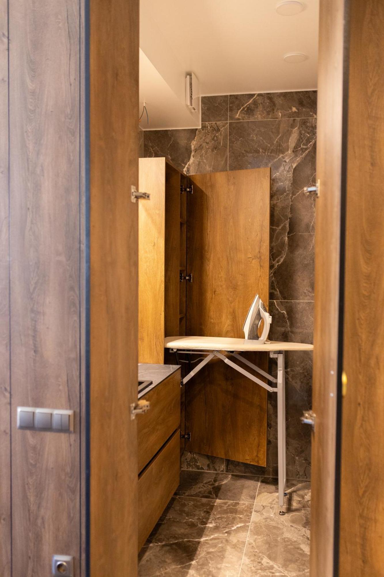Four Sisters Luxury Rooms In Siauliai Εξωτερικό φωτογραφία