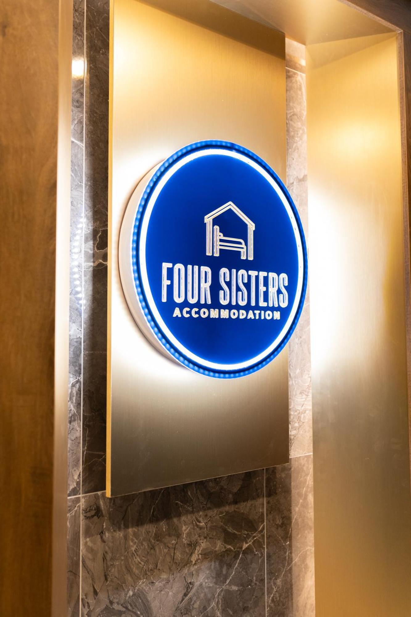 Four Sisters Luxury Rooms In Siauliai Εξωτερικό φωτογραφία