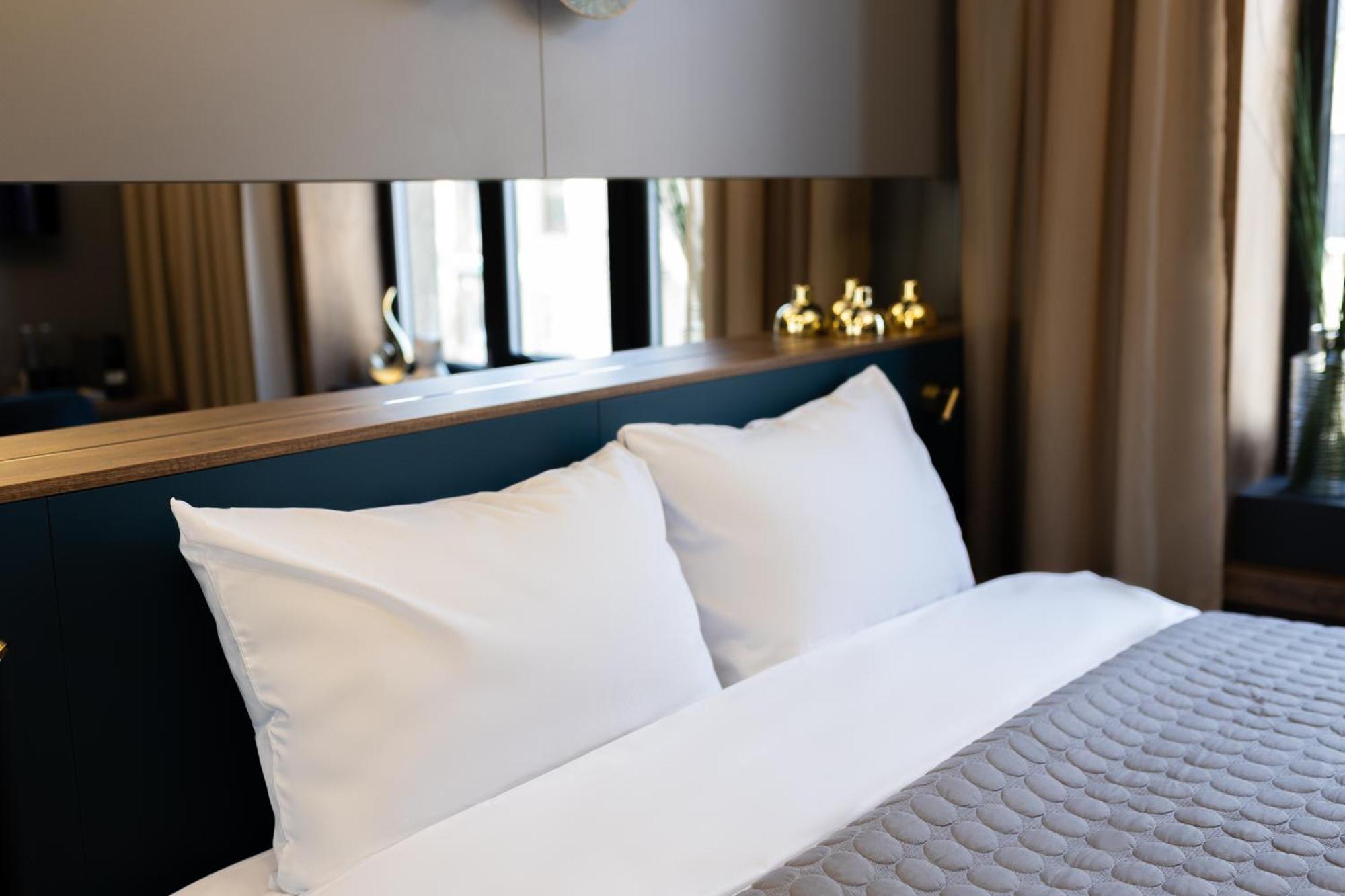 Four Sisters Luxury Rooms In Siauliai Εξωτερικό φωτογραφία