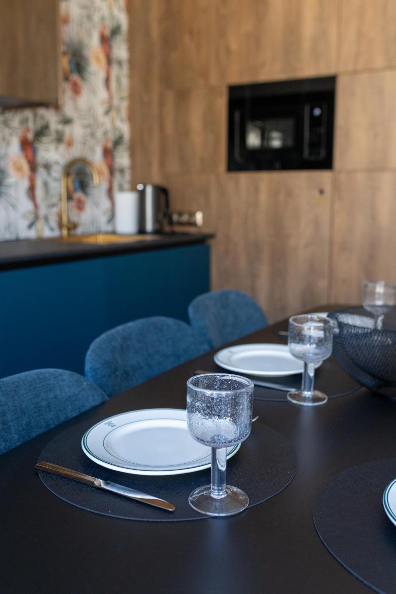 Four Sisters Luxury Rooms In Siauliai Εξωτερικό φωτογραφία